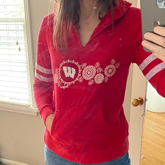 Tops - womens Wisconsin Badgers red hoodie sweatshirt, medium